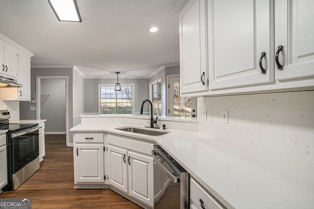 1861 Crowell Road SW, Conyers, GA 30094