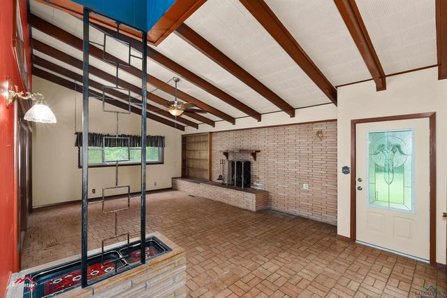 1320 Pinehill Drive, Jefferson, TX 75657