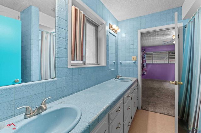 1320 Pinehill Drive, Jefferson, TX 75657