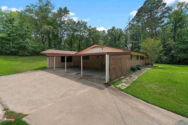 1320 Pinehill Drive, Jefferson, TX 75657