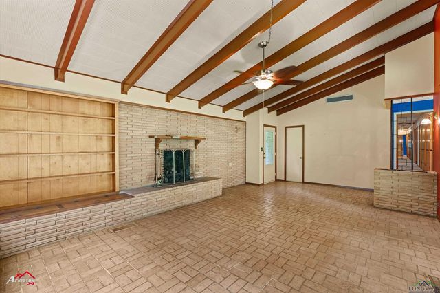 1320 Pinehill Drive, Jefferson, TX 75657