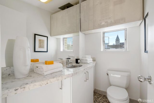 2315 Van Ness Avenue 7, San Francisco, CA 94109