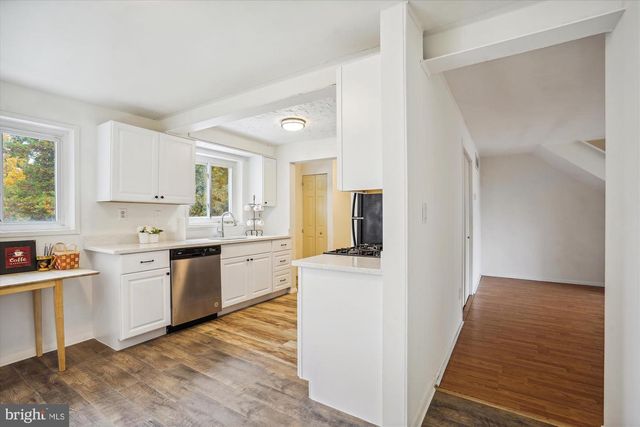 4132 LEONARD DRIVE, Fairfax, VA 22030