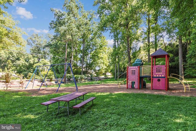 4132 LEONARD DRIVE, Fairfax, VA 22030