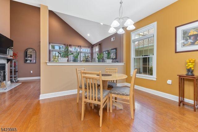 4 Nortwick Ct, Franklin Twp., NJ 08873