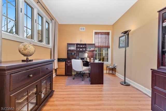 4 Nortwick Ct, Franklin Twp., NJ 08873