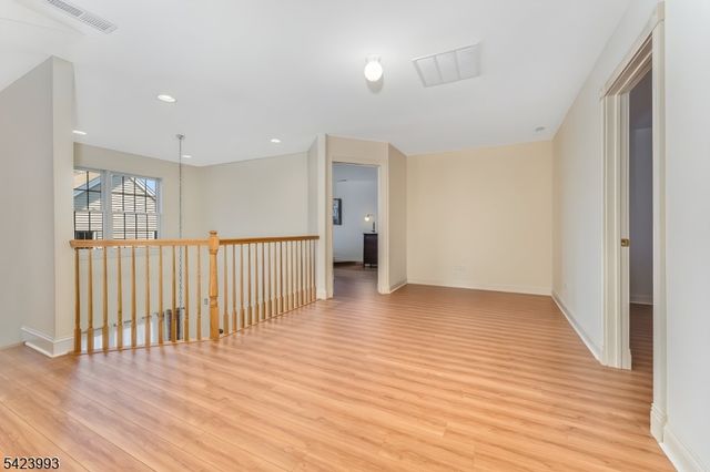 4 Nortwick Ct, Franklin Twp., NJ 08873