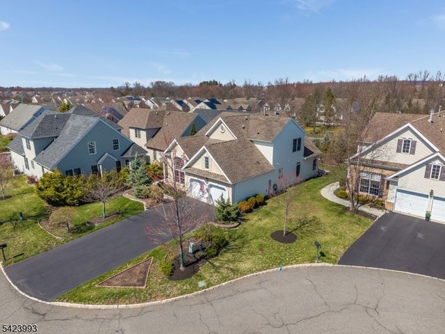 4 Nortwick Ct, Franklin Twp., NJ 08873