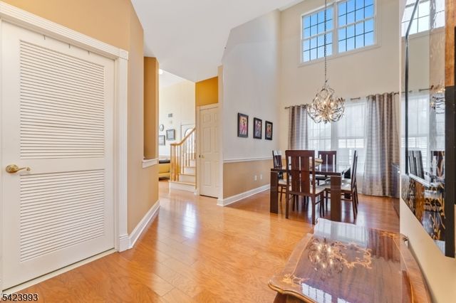 4 Nortwick Ct, Franklin Twp., NJ 08873