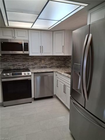 4013 SE 20th PL 402, Cape Coral, FL 33904