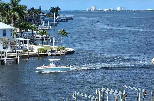 4013 SE 20th PL 402, Cape Coral, FL 33904