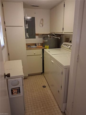 4013 SE 20th PL 402, Cape Coral, FL 33904