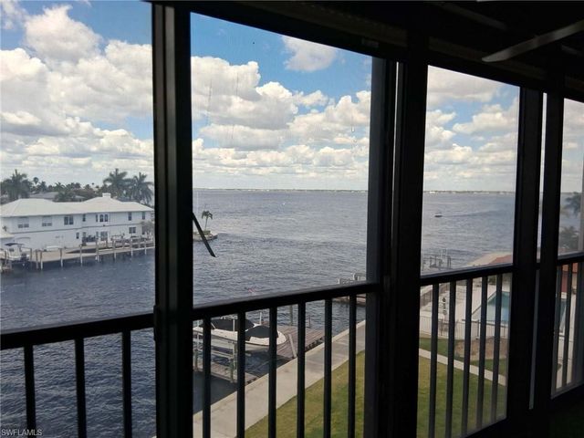 4013 SE 20th PL 402, Cape Coral, FL 33904