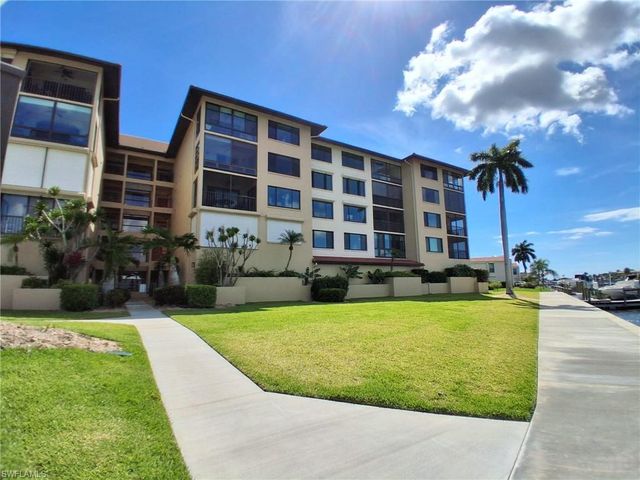 4013 SE 20th PL 402, Cape Coral, FL 33904