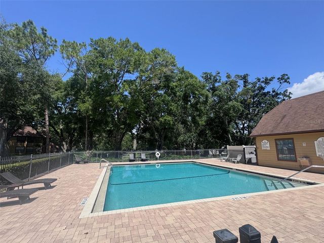 320 FORESTWAY CIRCLE 203, Altamonte Springs, FL 32701