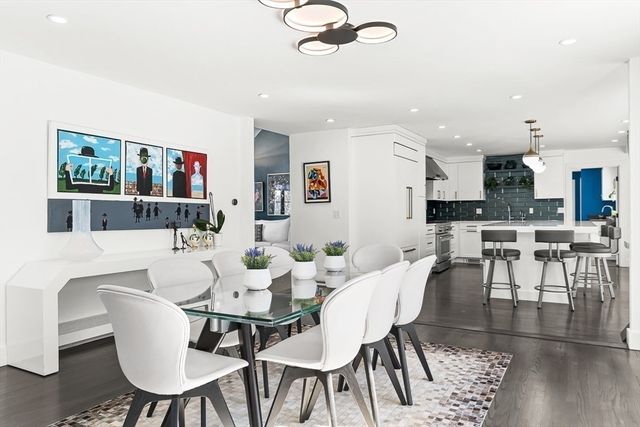 22 Cranmore Rd, Wellesley, MA 02481