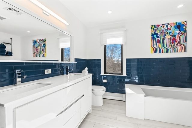 22 Cranmore Rd, Wellesley, MA 02481