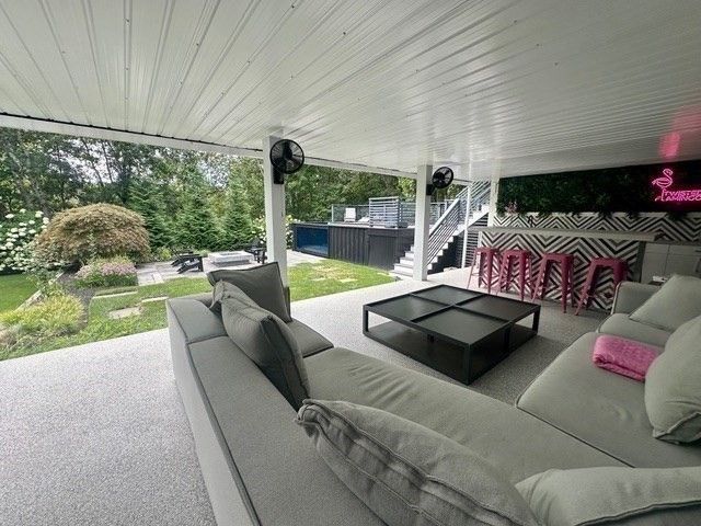 22 Cranmore Rd, Wellesley, MA 02481