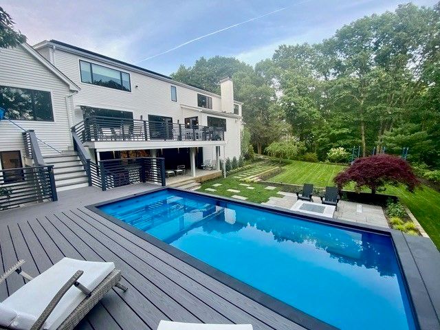 22 Cranmore Rd, Wellesley, MA 02481