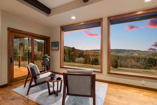 303 S Big Elk Meadow Road, Gallatin Gateway, MT 59730