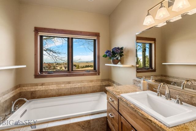 303 S Big Elk Meadow Road, Gallatin Gateway, MT 59730