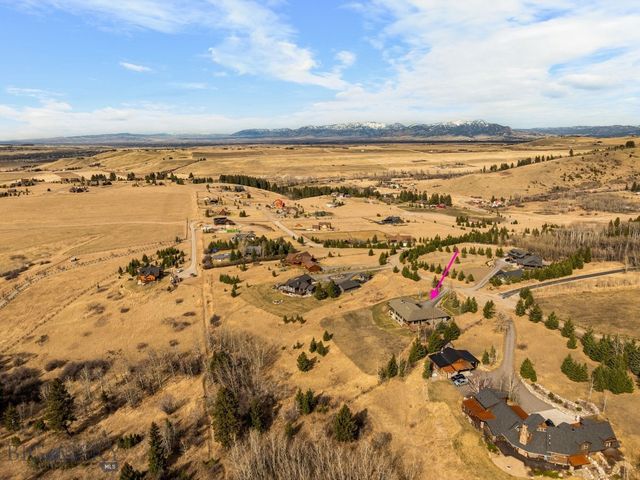 303 S Big Elk Meadow Road, Gallatin Gateway, MT 59730