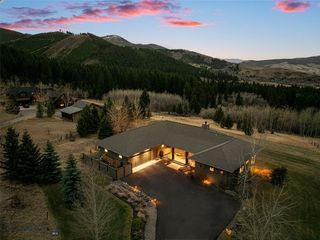 303 S Big Elk Meadow Road, Gallatin Gateway, MT 59730