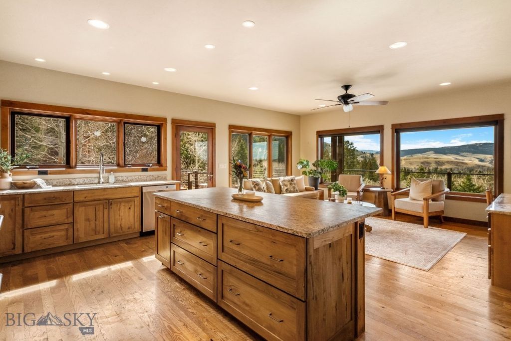 303 S Big Elk Meadow Road, Gallatin Gateway, MT 59730 photo 16