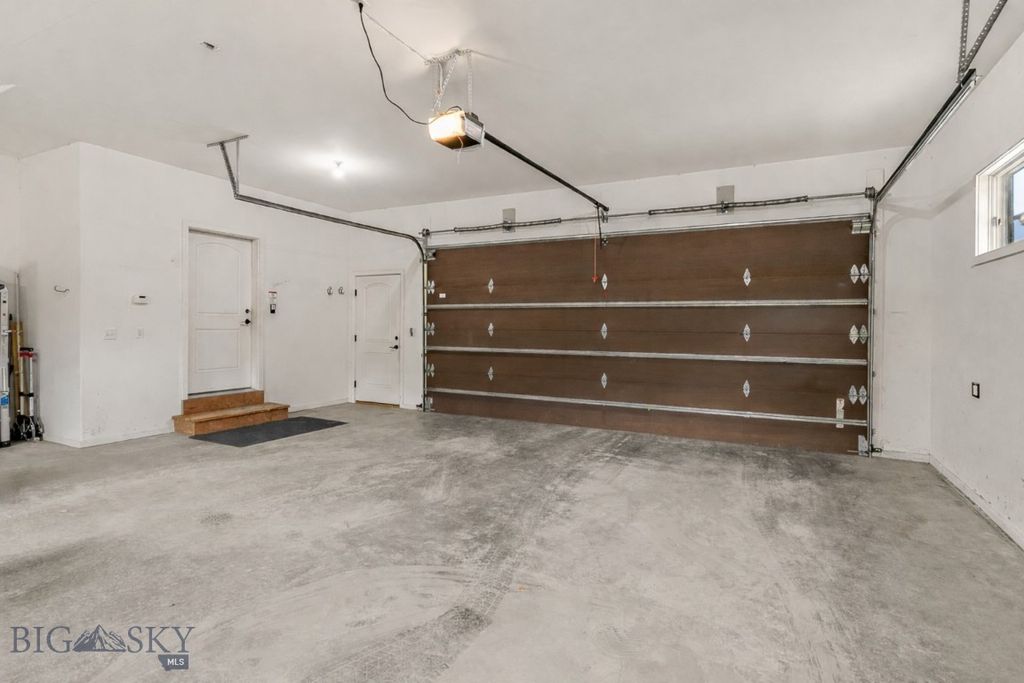 303 S Big Elk Meadow Road, Gallatin Gateway, MT 59730 photo 36