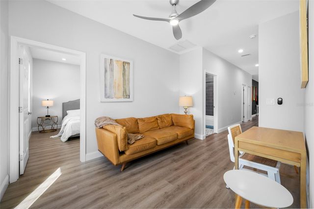 2144 43RD TERRACE N, St Petersburg, FL 33714