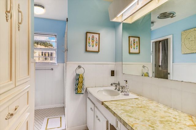 224 Circle HVN, Canyon Lake, TX 78133