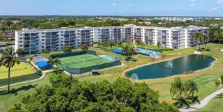 800 S Hollybrook Dr 305, Pembroke Pines, FL 33025
