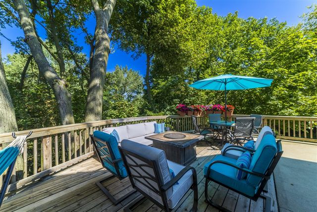 1022 Lake Boulevard, Saint Joseph, MI 49085
