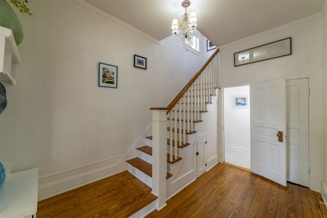 1022 Lake Boulevard, Saint Joseph, MI 49085
