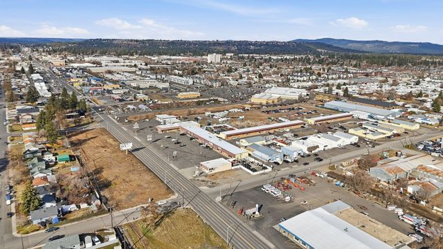 1327 E Francis Ave, Spokane, WA 99216