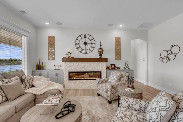 8317 Waterway Ct, Maize, KS 67101