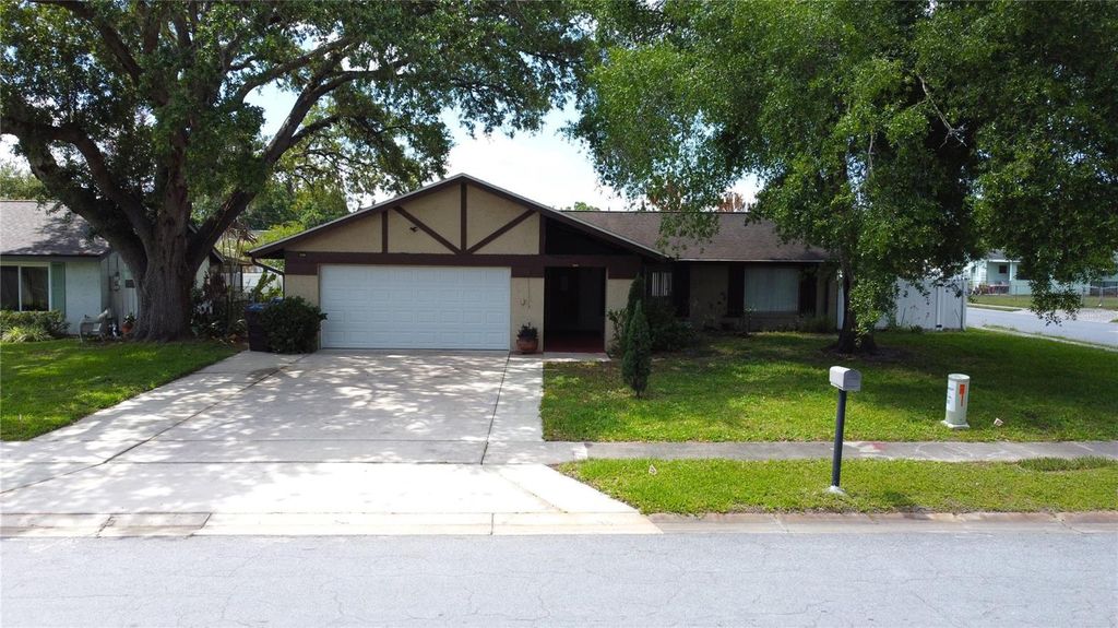 Image 1 of property listing at 1718 BRUCE STREET, Kissimmee, FL 34741