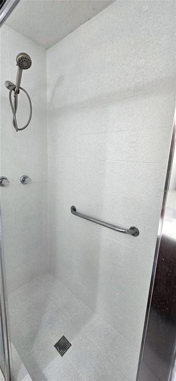 Image 8 of property listing at 1718 BRUCE STREET, Kissimmee, FL 34741