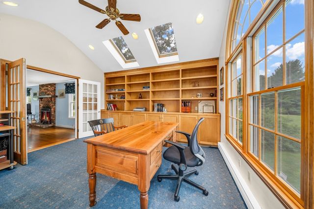 90 Lacy, North Andover, MA 01845
