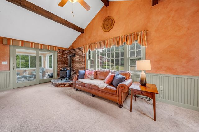 90 Lacy, North Andover, MA 01845