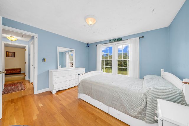 90 Lacy, North Andover, MA 01845