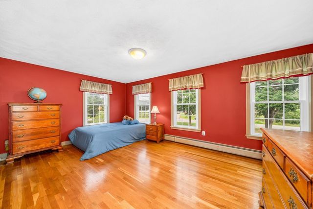 90 Lacy, North Andover, MA 01845