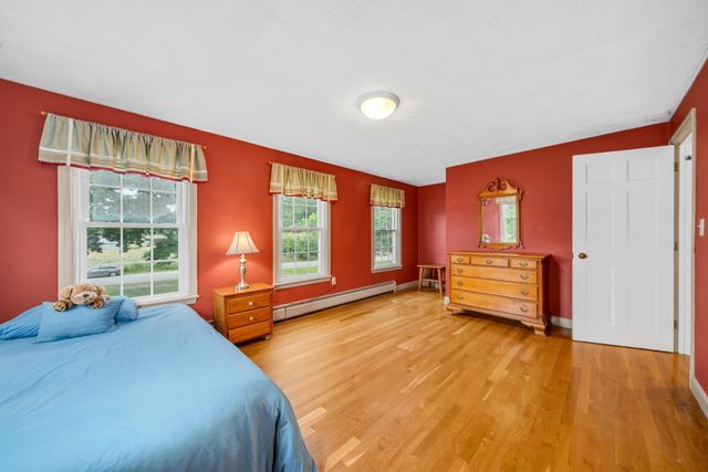 90 Lacy, North Andover, MA 01845