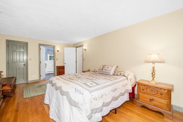 90 Lacy, North Andover, MA 01845