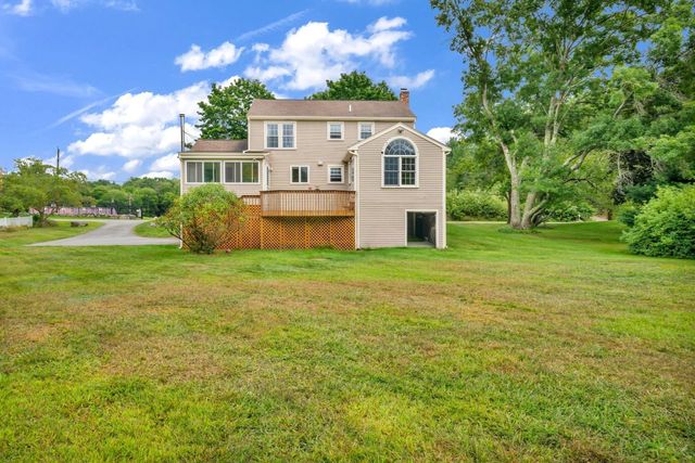 90 Lacy, North Andover, MA 01845
