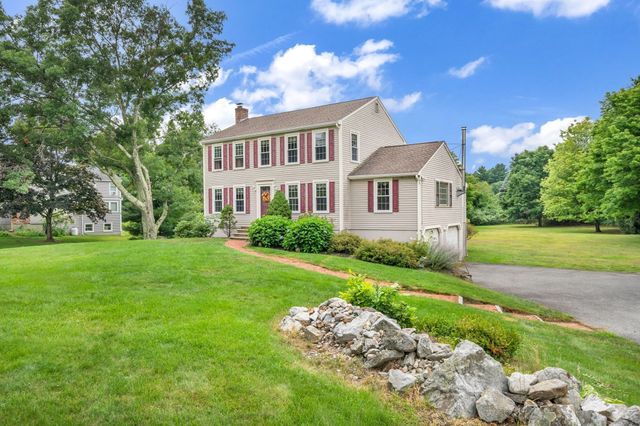 90 Lacy, North Andover, MA 01845