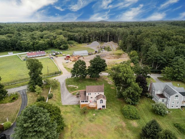 90 Lacy, North Andover, MA 01845