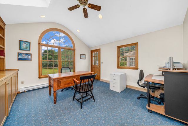 90 Lacy, North Andover, MA 01845