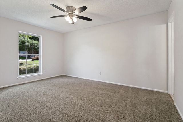 7821 Kermit Avenue, Fort Worth, TX 76116