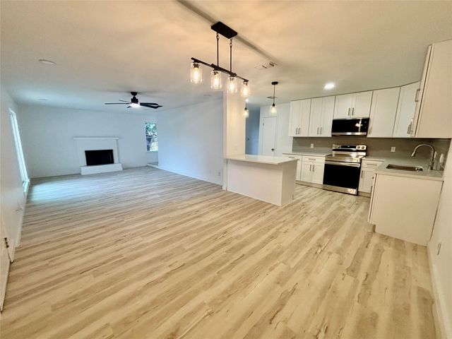 8835 Township Court, Fort Worth, TX 76179